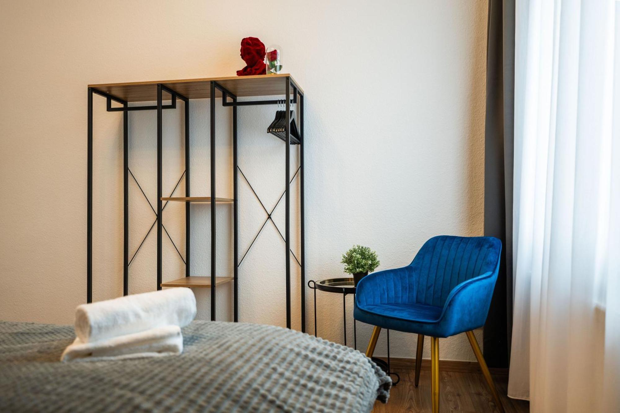 T21 - Apartment Direkt Im Zentrum Mit Parkplatz Хемніц Екстер'єр фото